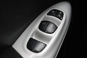 Nissan Juke, 1.6, 86 kW, benzinas, automatinė, priekiniai varomieji ratai