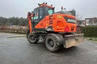 Doosan DX 165W-5, 102 kW
