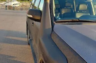 Toyota Land Cruiser, 4.5, 200 kW, дизель, автомат, полный привод