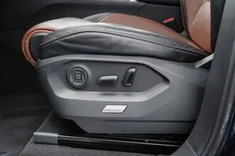 Volkswagen Touareg, 3.0, 170 kW, dīzelis, automātiskā