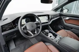 Volkswagen Touareg, 3.0, 170 kW, dīzelis, automātiskā