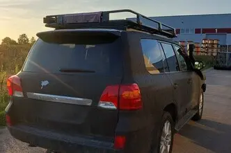 Toyota Land Cruiser, 4.5, 200 kW, дизель, автомат, полный привод