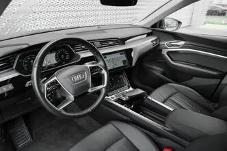 Audi e-tron, 230 kW, elekter, automaat, nelikvedu