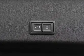 Audi e-tron, 230 kW, elekter, automaat, nelikvedu