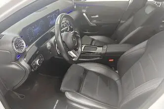 Mercedes-Benz A 180, 1.3, 100 kW, hibrīds, automātiskā, priekšējā piedziņa