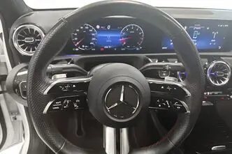 Mercedes-Benz A 180, 1.3, 100 kW, hibrīds, automātiskā, priekšējā piedziņa