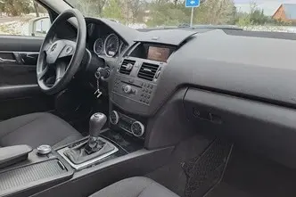 Mercedes-Benz C 180, 2.1, 88 kW, dyzelinas, automatinė, galiniai varomieji ratai