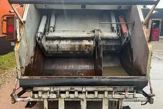 Scania P, 238 kW, dīzelis, automātiskā