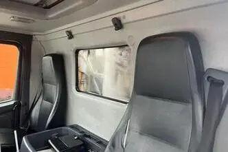 Scania P, 238 kW, dīzelis, automātiskā