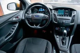 Ford Focus, 1.0, 92 kW, benzīns, automātiskā, priekšējā piedziņa