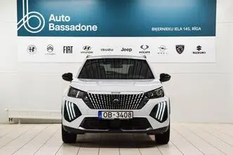 Peugeot 2008, automatic, front-wheel drive