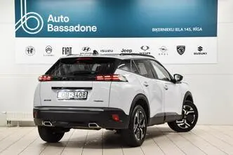 Peugeot 2008, automatic, front-wheel drive