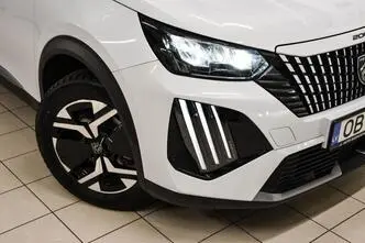 Peugeot 2008, automatic, front-wheel drive