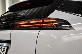 Peugeot 2008, automatic, front-wheel drive