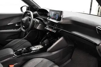 Peugeot 2008, automatic, front-wheel drive
