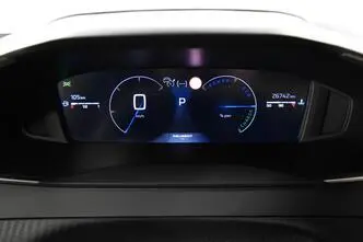 Peugeot 2008, automatic, front-wheel drive