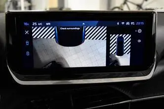 Peugeot 2008, automatic, front-wheel drive