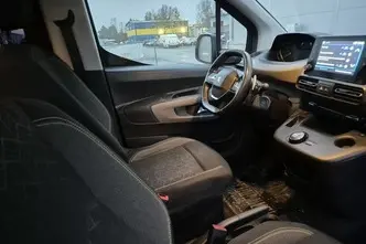 Peugeot Rifter, 1.5, 96 kW, дизель, автомат, передний привод