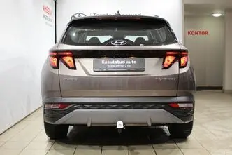 Hyundai Tucson, 1.6, 110.1 kW, petrol, manual, front-wheel drive