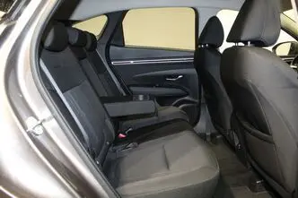 Hyundai Tucson, 1.6, 110.1 kW, petrol, manual, front-wheel drive