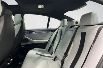 BMW M5, 4.4, 441 kW, benzīns, automātiskā, pilnpiedziņa