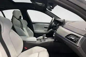 BMW M5, 4.4, 441 kW, benzīns, automātiskā, pilnpiedziņa