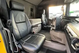 Scania R410, 12.7, 302 kW, дизель, автомат, задний привод