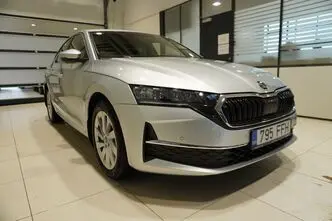 Škoda Octavia, 1.5, 110 kW, hybrid, automatic, front-wheel drive