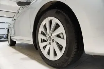 Škoda Octavia, 1.5, 110 kW, hybrid, automatic, front-wheel drive