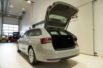 Škoda Octavia, 1.5, 110 kW, hybrid, automatic, front-wheel drive