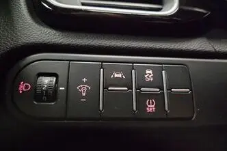 Kia XCeed, 1.4, 103 kW, bensiin, automaat, esivedu