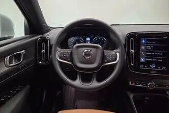 Volvo XC40, 2.0, 145 kW, hübriid, automaat, nelikvedu