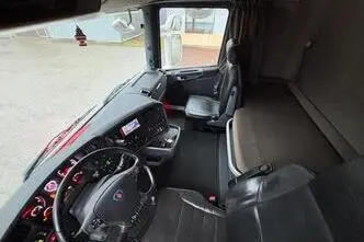 Scania R490, 360 kW, dīzelis, automātiskā