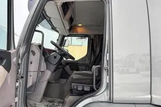 DAF LF 250, 186 kW, dīzelis, automātiskā