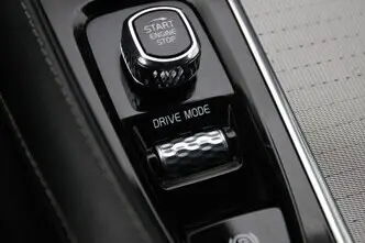 Volvo XC90, 2.0, 223 kW, uzlādējams hibrīds, automātiskā, pilnpiedziņa