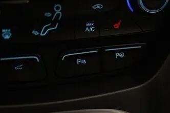 Ford Kuga, 1.5, 88 kW, benzīns, manuālā, priekšējā piedziņa