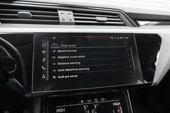 Audi e-tron, 300 kW, elekter, automaat, nelikvedu