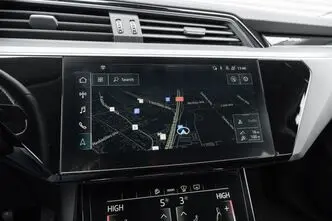 Audi e-tron, 300 kW, elekter, automaat, nelikvedu