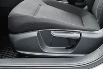 Volkswagen Jetta, 1.4, 92 kW, bensiin, manuaal, esivedu