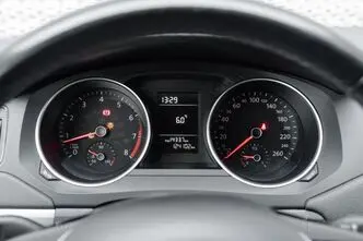 Volkswagen Jetta, 1.4, 92 kW, bensiin, manuaal, esivedu