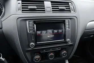 Volkswagen Jetta, 1.4, 92 kW, bensiin, manuaal, esivedu