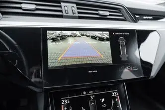 Audi e-tron, 300 kW, elekter, automaat, nelikvedu