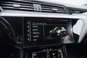 Audi e-tron, 300 kW, elekter, automaat, nelikvedu