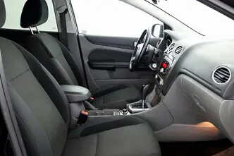 Ford Focus, 1.6, 74 kW, bensiin, automaat, esivedu