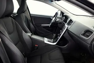 Volvo V60, 2.4, 151 kW, diisel, automaat, nelikvedu