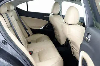 Lexus IS 220, 2.2, 130 kW, diisel, manuaal, tagavedu