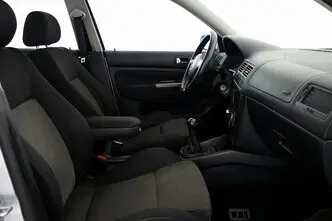 Volkswagen Golf, 2.0, 85 kW, bensiin, manuaal, esivedu