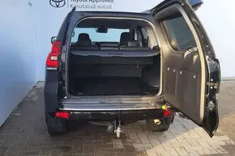 Toyota Land Cruiser, 2.8, 150 kW, dyzelinas, automatinė, visų varomųjų ratų pavara