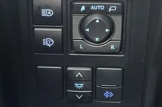 Toyota Land Cruiser, 2.8, 150 kW, dyzelinas, automatinė, visų varomųjų ratų pavara