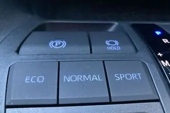 Toyota RAV4, 2.0, 129 kW, benzīns, automātiskā, priekšējā piedziņa